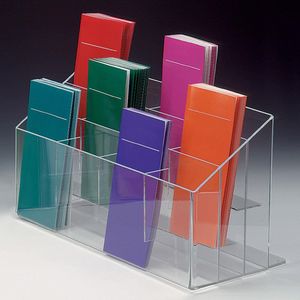 Présentoir de bureau en acrylique transparent de qualité supérieure pour brochures et dépliants dans le bureau, la vente au détail et les événements - Product Image 2