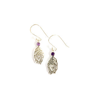 Boucles d'oreilles en cristal d'améthyste de 2,6 grammes, accessoire de mode élégant et luxueux - Product Image 1