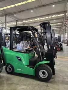 Chariot élévateur diesel robuste avec pompe et moteur de boîte de vitesses - Capacité de charge de 200 kg, portée de levage de 3 m à 6 m - Product Image 3