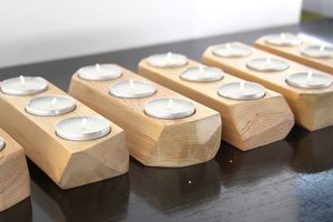 Pot de bougie unique Bougeoir en bois minimaliste avec un design en bois texturé pour un charme rustique At Low Coast By HF CRAFTS - Product Image 4