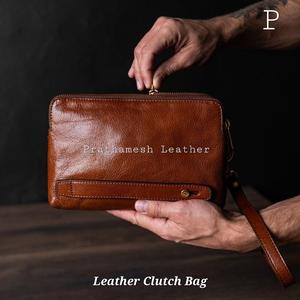 Lleve su estilo esencial personalizado con este elegante bolso de mano de cuero plegable sobre el embrague de cuero que ofrece practicidad de estilo - Product Image 3