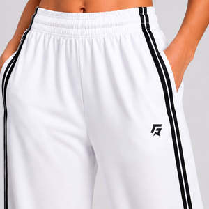 กางเกงขายาวสีขาวทรงหลวมพร้อมคุณสมบัติระบายอากาศดีไซน์โอเวอร์ไซส์ - Product Image 4