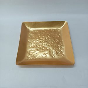 Plateau de service en métal couleur or de haute qualité plateau de service décoratif de forme rectangulaire pour hôtels restaurants à manger - Product Image 4