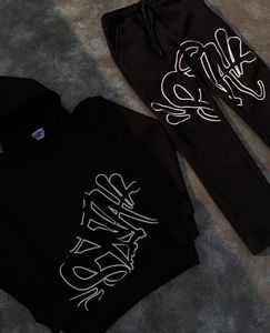Conjunto Deportivo Unisex Personalizado, Transpirable, con Estampado DTG y Serigrafía, Sudadera con Capucha y Pantalones Deportivos - Product Image 4