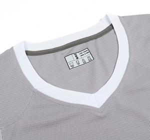 Camisetas y Uniformes de Fútbol para Hombre - Personalizados, Manga Corta, Ligeros, Transpirables, con Impresión de Identidad del Club y Suministro de Ropa Deportiva al por Mayor - Product Image 3