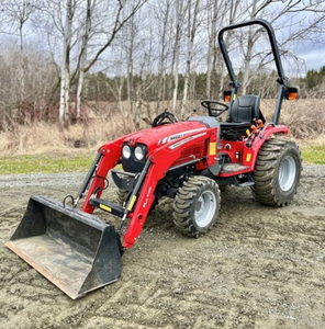 Tracteur/chargeur/pelleteuse compact Massey Ferguson GC1725MB 4x4 Mini Farm 4WD avec composants essentiels du noyau de la pompe Acheter maintenant! - Product Image 4