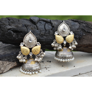 Aretes de aro grandes tipo jhumka, hechos a mano, con diseño tradicional, hermoso y moderno, de latón bicolor con piedras, para niñas y mujeres. - Product Image 2