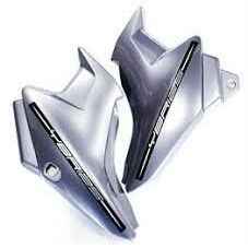YBR 125K BATTERY COVER SET BLACK