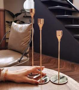 Candelabros votivos de latón alto moderno para decoración del hogar del banquete de boda - Product Image 6