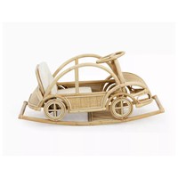 Voiture à Bascule en Rotin, Grand Jouet pour Enfants, Voiture à Chevaucher en Osier Tressé à la Main, Chaise à Bascule Écologique pour Bébé, Jouet Naturel en Rotin pour Enfants