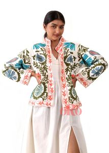 Femme Boho Short Kimono Handmade Dyed Suzani Veste en coton brodé Open Front Free Size Shrug Coat Autumn - Product Image 3