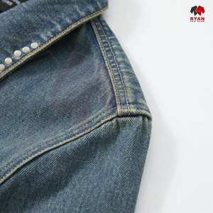 Veste en jean personnalisée pour homme, fermeture à boutons, tissu respirant avec logo personnalisé, conception ODM OEM - Product Image 3