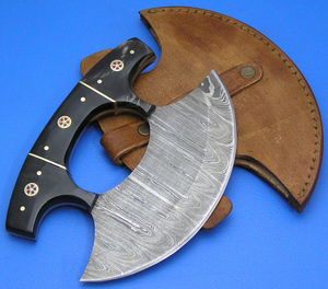 Couteau Ulu artisanal KBS GOODS en acier Damas, couteau de chef avec manche en bois, écologique, durable pour les boucheries, la préparation de la restauration rapide - Product Image 5