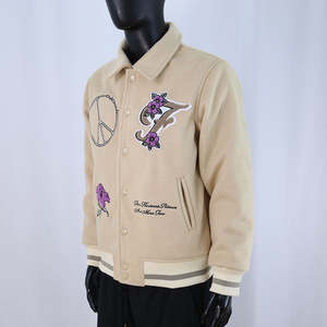 Chaqueta Universitaria de Moda Urbana, Parches Bordados en Chenilla, Chaqueta de Lana para Invierno, Fabricante de Chaquetas Universitarias de Alta Calidad - Product Image 3