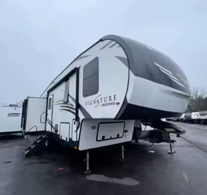 2025 2024 2026 F-o-r-e-s-t R-i-v-e-r Rock wood S-i-g-n-a-t-u-r-e U-l-t-r-a L-i-t-e 8299SB Autocaravana Remolque de Viaje - Product Image 6