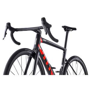 Bicicleta BM C Teammachine SLR 01 ONE de Carbono Rojo Neón con Frenos de Disco y 27 Velocidades - Product Image 3