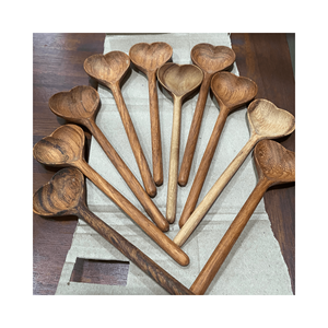 Cuchara de cocina de madera ecológica vietnamita con diseño único Cuchara de madera en forma de corazón todos los tamaños Entrega rápida a precio barato - Product Image 5