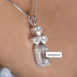 Colgante de Moissanita Blanca con Corte Esmeralda Personalizado en Aleación Plateada de Plata Esterlina, Elegante Collar Estilo Hip Hop, Hermoso Regalo de Aniversario - Product Image 1