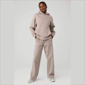 High Quality Women's Hooded Heavyweight Sweatsuits Custom Logo Embroidery Stylish Streetwear 2-Piece Casual <b>Jogger</b> Sets - Product Image 2