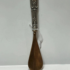 Designer Handle Metal Silver Finished <b>Shoe</b> Lifter <b>For</b> Daily <b>Shoe</b> Wearing With Elegant <b>Grip</b> And Stylish Look And Gifting Purpose - Product Image 1