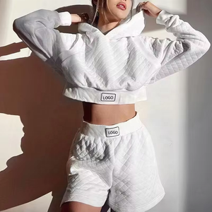 Jersey de cuello redondo alto con cremallera 1/4 de gran tamaño para mujer, sudadera deportiva cómoda de algodón y poliéster, capucha tejida frontal, estampado de invierno - Product Image 2