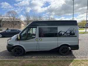 Autocaravana de Lujo Moderna para 4 Personas, Nuevas Tendencias de Belleza, Remolques Todoterreno para Viajes Familiares en Europa y América del Norte - Product Image 5