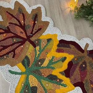 Mantel individual con cuentas - Product Image 1