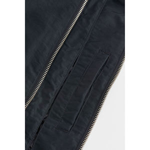 Custom Varsity Jacket Hombres Precio al por mayor Venta caliente Streetwear con bordado único y chaquetas de hombre de calidad superior - Product Image 6