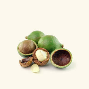 น้ำมันหอมระเหยสำหรับเส้นผม ทามานู - Product Image 1