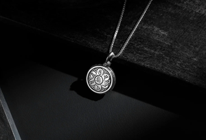 Pendentif Hip Hop Rotatif à 360 Degrés en Diamant de Haute Qualité, Bijou Glacé Plaqué Argent en Alliage de Zinc, Breloque de Rappeur, Approvisionnement Direct Indien - Product Image 3