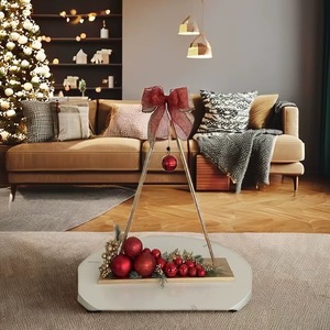 Décoration de table de Noël moderne en fil métallique fait main, centre de table de fête, ornements rouges, support d'arbre doré, ruban, salon - Product Image 4