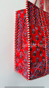 Bolsa de mano acolchada de tela de algodón, bolsa de viaje y compras con cierre abierto grande, diseño de retazos, regalo para ella - Product Image 4