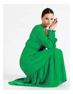 Robe midi vintage trapèze en satin de haute qualité SRJ EXPORTS pour femmes grandes tailles, verte, avec ceinture à nouer et jupe à volants boutonnée sur le devant - Product Image 1