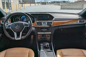 MERCEDES-BENZ E63 S AMG SEDÁN 2014 USADO, VOLANTE A LA IZQUIERDA/DERECHA - Product Image 5