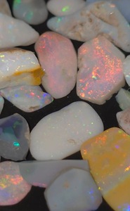 Opale éthiopienne de qualité AAA polie brute, opale éthiopienne naturelle brute, pierre précieuse en vrac brute de haute qualité pour la fabrication de pierre - Product Image 4