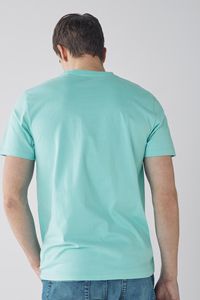 Camiseta de verano personalizada para clubs de hombres promociones de eventos 100% algodón estampado largo cuello en V manga corta Anti-retráctil hecho en EE. UU. Reino Unido - Product Image 3