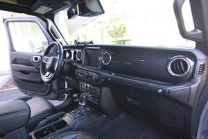 Wranglers Rubicons 392 4WD 2023 Bien Inspeccionados, SUV Todoterreno con Motor V-8 de 6.4 Litros, Altamente Equipado, Vehículo Sin Modificar con Certificación CE - Product Image 4