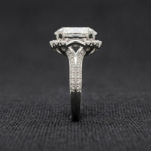 Anillo de Diamantes de Platino Clásico y Elegante, Anillo de Boda Sencillo, Joyería de Compromiso, Brillo Intenso, Regalo de Lujo para el Amor y Momentos Especiales - Product Image 2