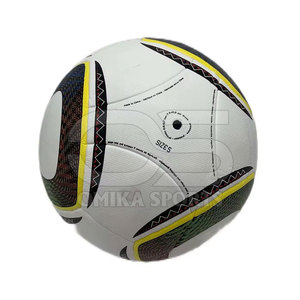 Classic <b>Black</b> <b>And</b> <b>White</b> Soccer Ball For School Practice <b>And</b> Recreational Play Professional Match Soccer Ball - Product Image 1