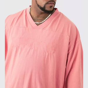 Conjunto de pantalones cortos de media manga con cuello en V de verano para hombre de calidad superior personalizable y de gran tamaño con logotipo personalizado conjuntos de pantalones cortos holgados - Product Image 2