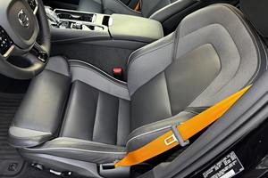 2023 pour V60 Recharge T8 Polestarr AWD Turrbo Cuir R18 Faible kilométrage Boîte de vitesses automatique Volant à gauche Essence/Gaz - Product Image 5