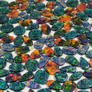 Piedras de amolita Rojas cabujón ovalado Piedras de vidrio Ammolita para joyería - Product Image 3