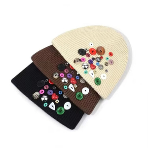 Personalizable hecho a mano 100% lana 3D bordado logotipo personalizado imagen diseño viaje Beanie Hat - Product Image 1