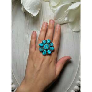 Bague Statement Faite à la Main Navajo en Turquoise Kingman et Argent Sterling, Taille 8.25, Idéale pour le Quotidien - Product Image 4