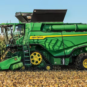 Moissonneuse-batteuse d'occasion, machine agricole robuste pour une récolte efficace des cultures - Product Image 1