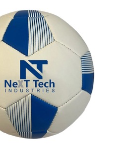 Tech Industries Ballon d'entraînement de football Matériau PU à des fins d'entraînement avec un design personnalisé et un logo personnalisé - Product Image 2