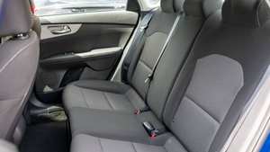 Forte LXS Turbo 2023 d'occasion en excellent état, conduite à gauche, sièges en cuir, pneus R19, transmission automatique, toit ouvrant panoramique, Euro VI 360 - Product Image 4