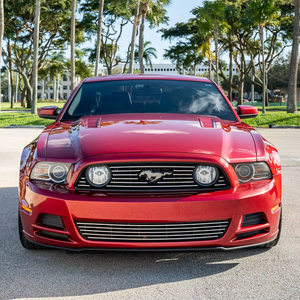 Mustang GT Premium Coupé 2013 Usado en Buen Estado, 1 Dueño Desde 2013, Transmisión Manual de 6 Velocidades, Interior Color Saddle - Product Image 1