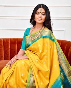 ล่าสุดดีไซเนอร์ที่อุดมไปด้วย pallu และ jacquard. - Product Image 4
