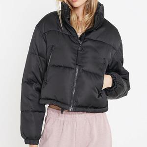 2026 Logotipo personalizado 2024 Fabricante de chaquetas acolchadas de satén por Ayat Export - Product Image 1